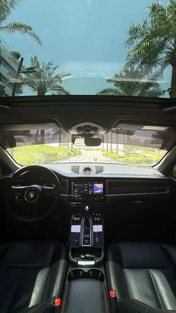 PORSCHE MACAN 2023