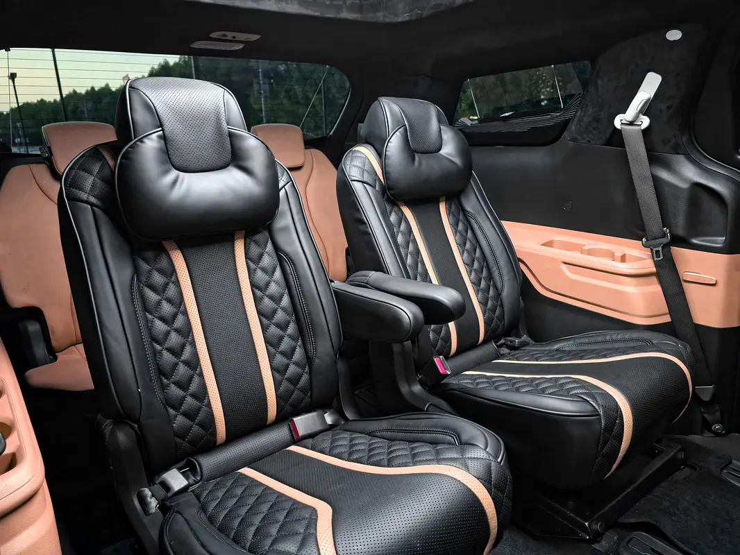KIA CARNIVAL 2023