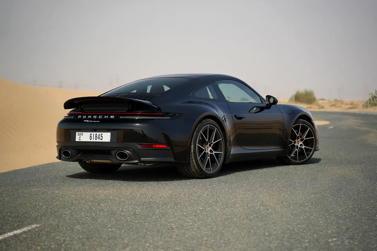 بورش 911 2025