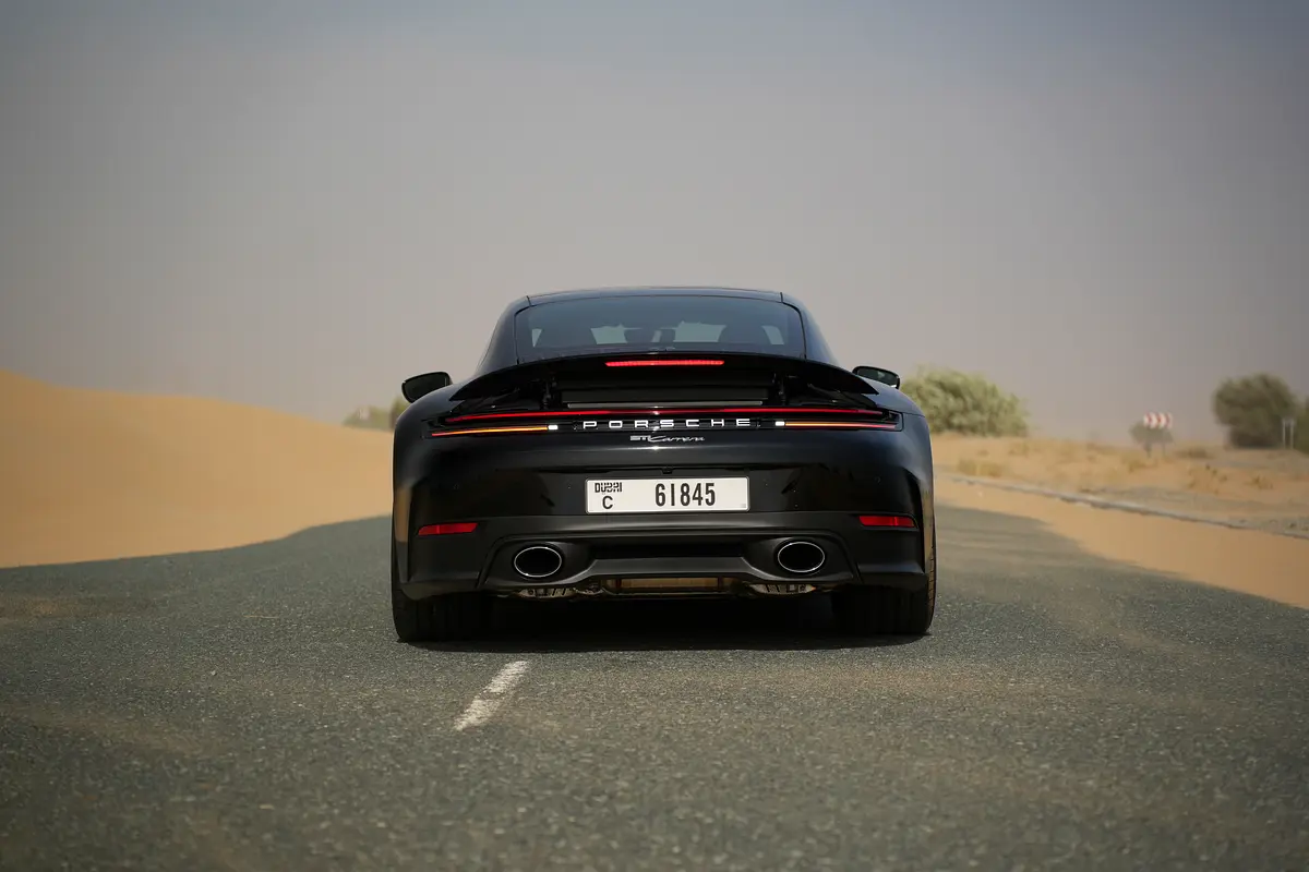 بورش 911 2025