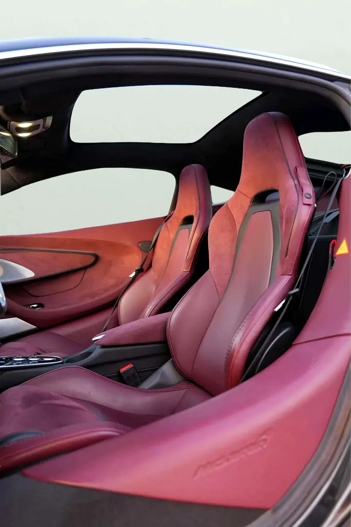 مكلارين GT 2022