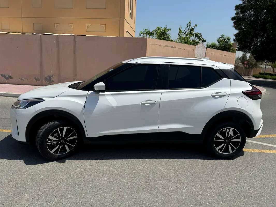 NISSAN KICKS 2024