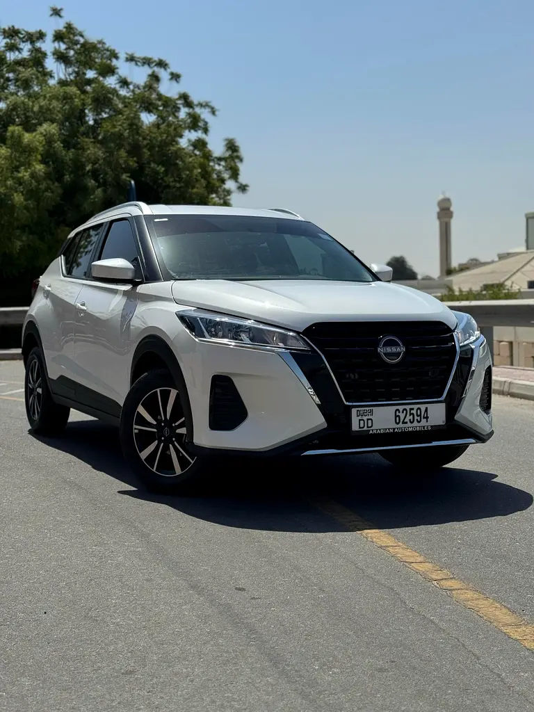 NISSAN KICKS 2024