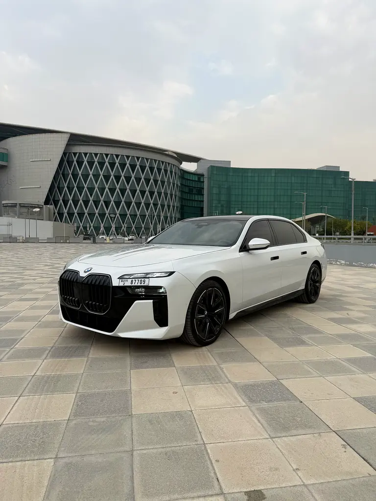 بي أم دبليو 7 SERIES 2025