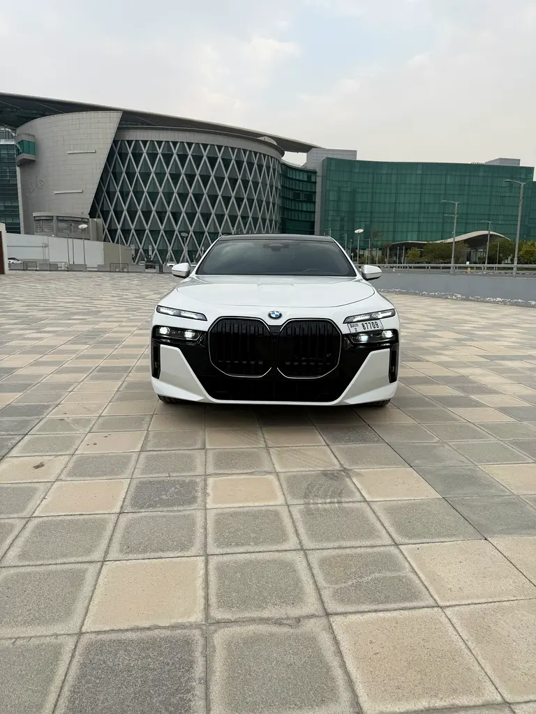 بي أم دبليو 7 SERIES 2025