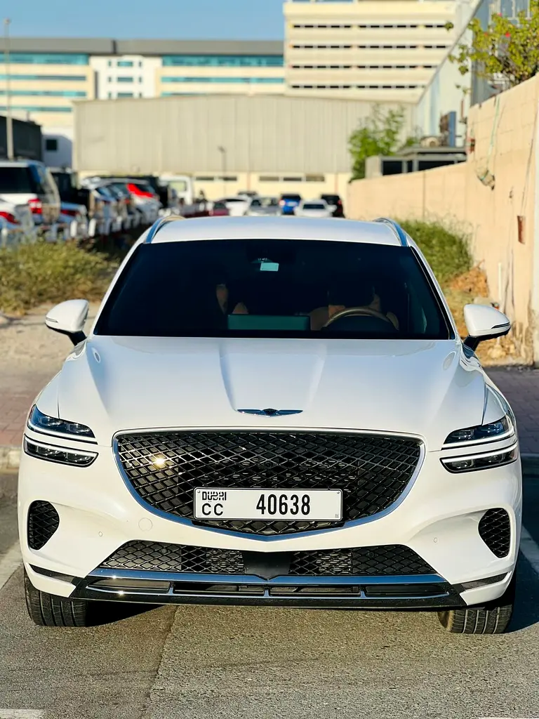 جينيسس GV70 2024