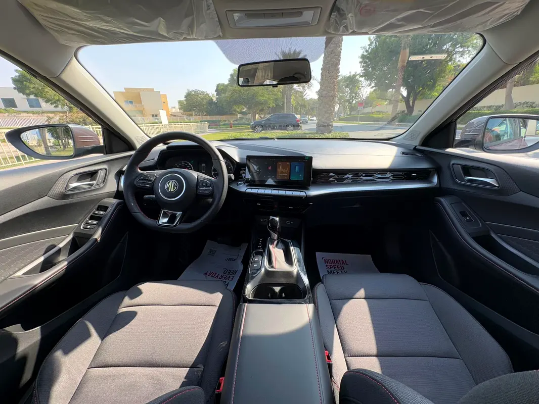 أم جي GT 2025