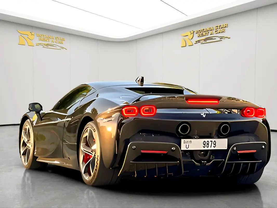 FERRARI SF90 2021