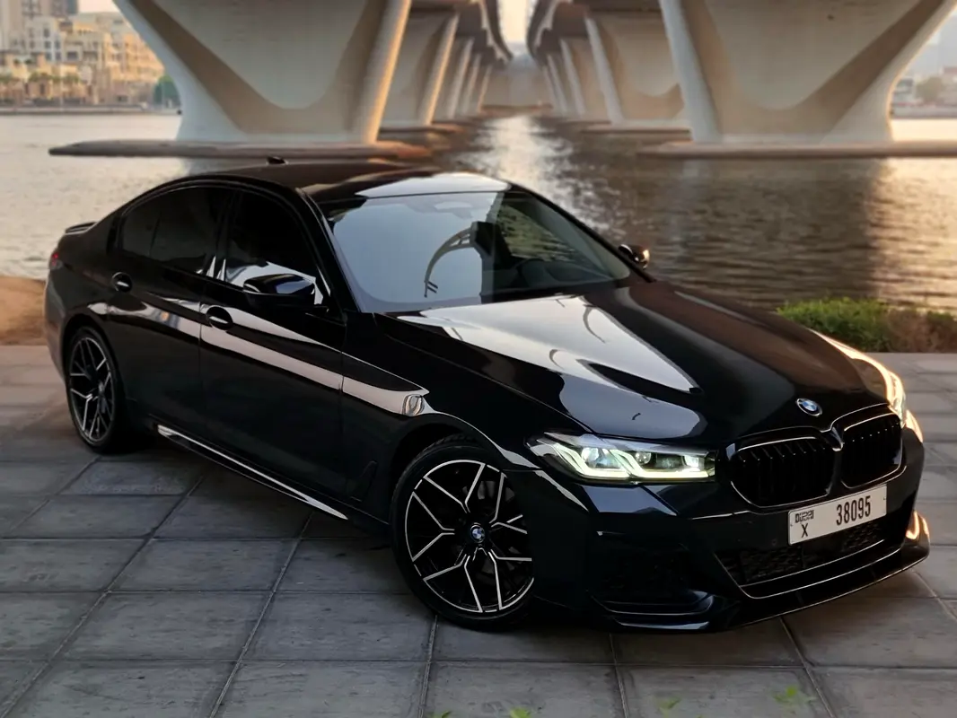 BMW 5 SERIES 2021