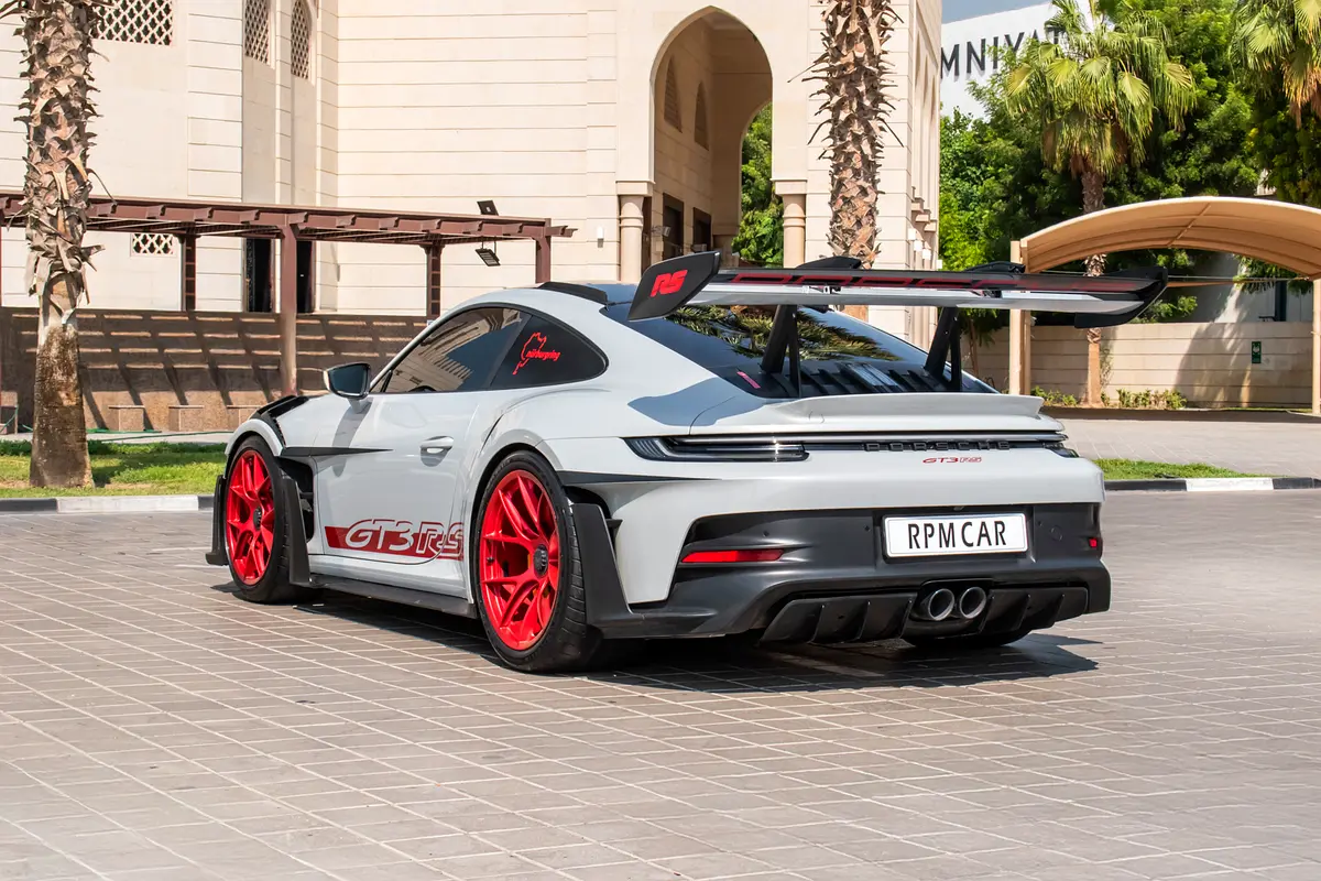 بورش 911 2023