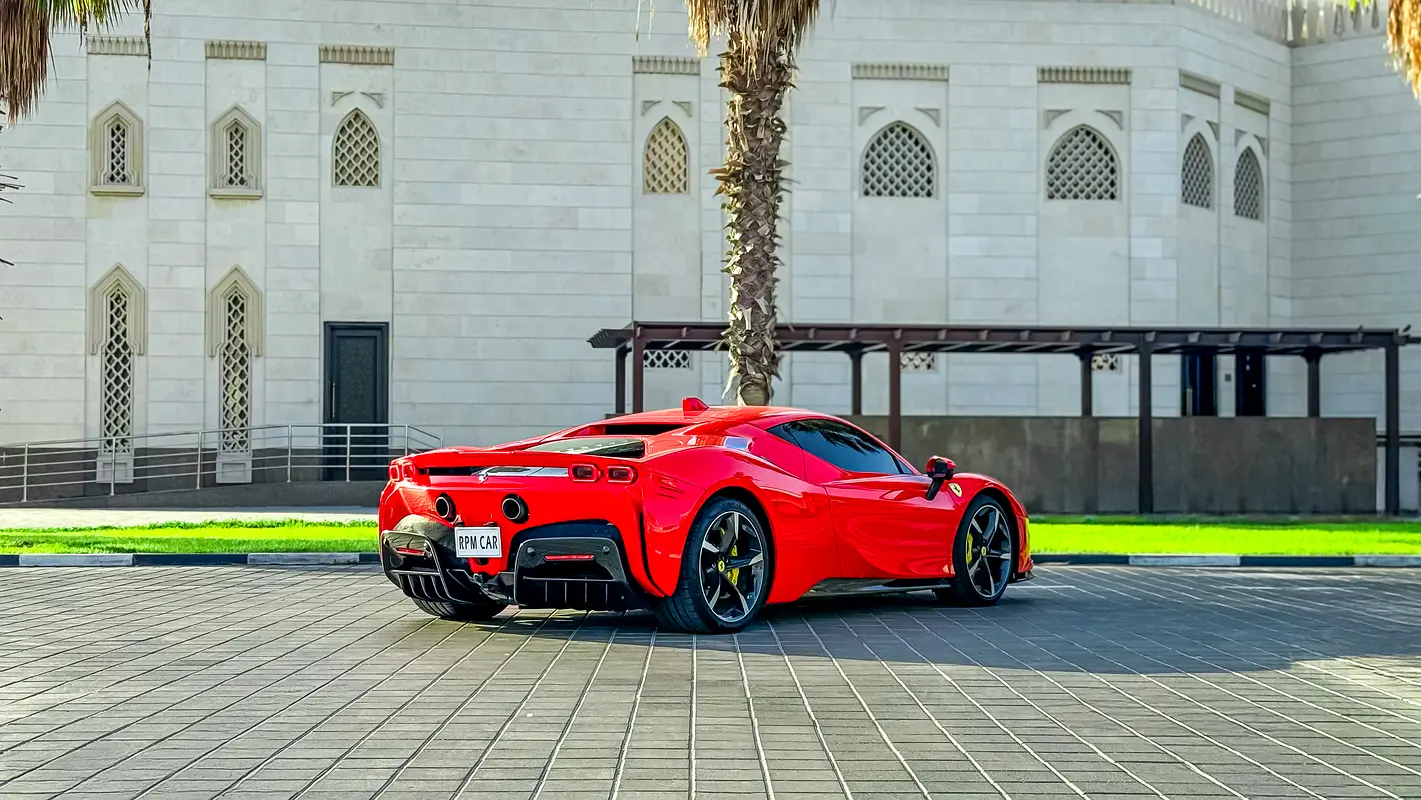 FERRARI SF90 2023