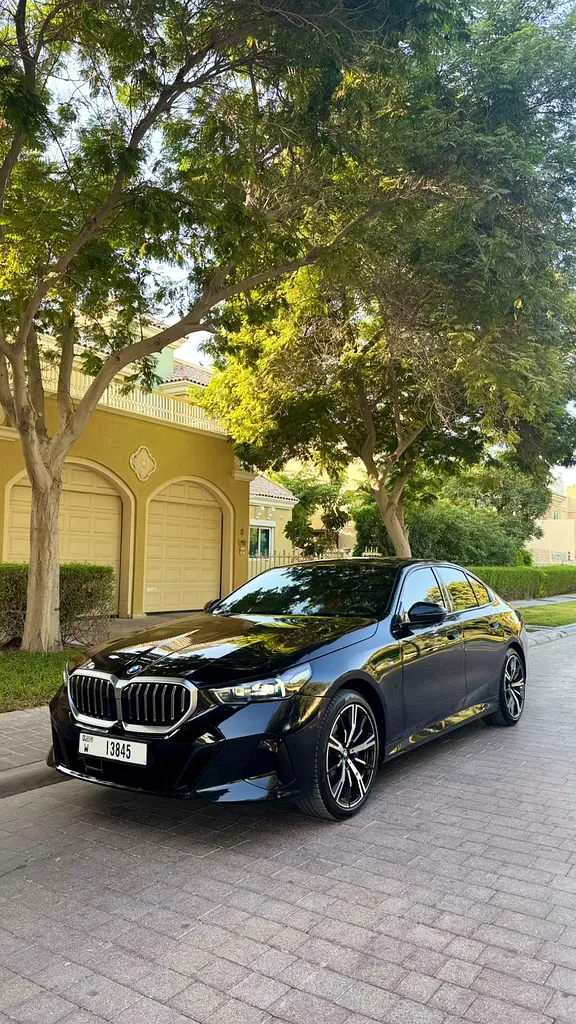 بي أم دبليو 5 SERIES 2024