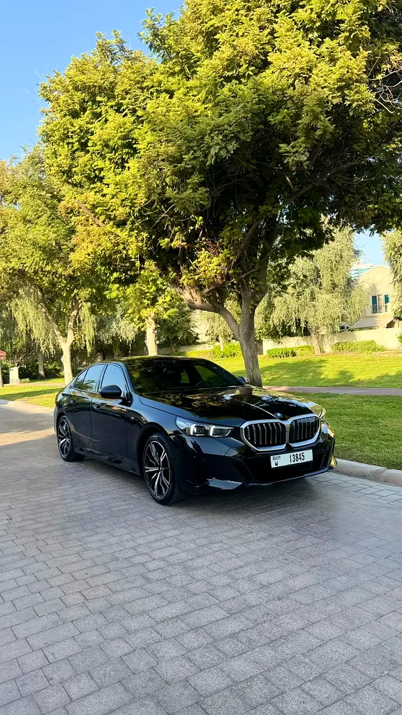 بي أم دبليو 5 SERIES 2024