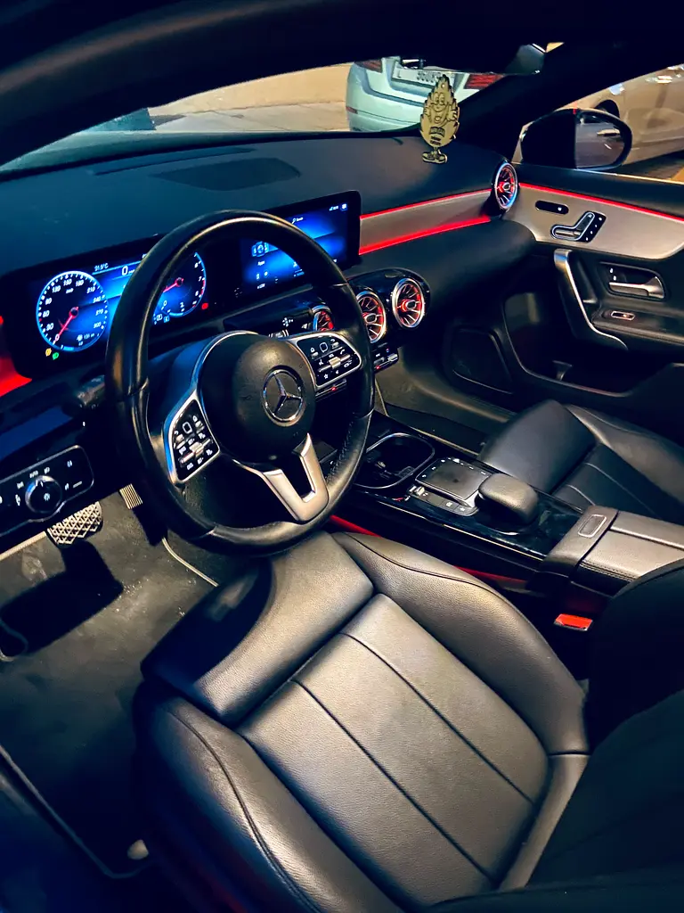 MERCEDES A CLASS 2021