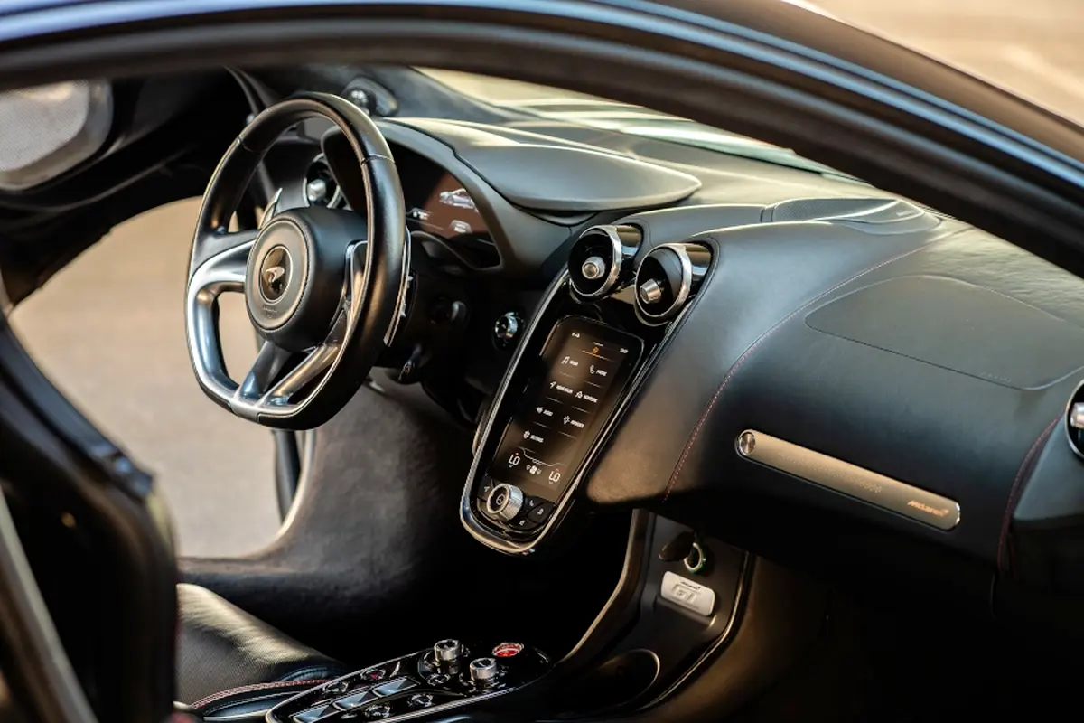مكلارين GT 2022