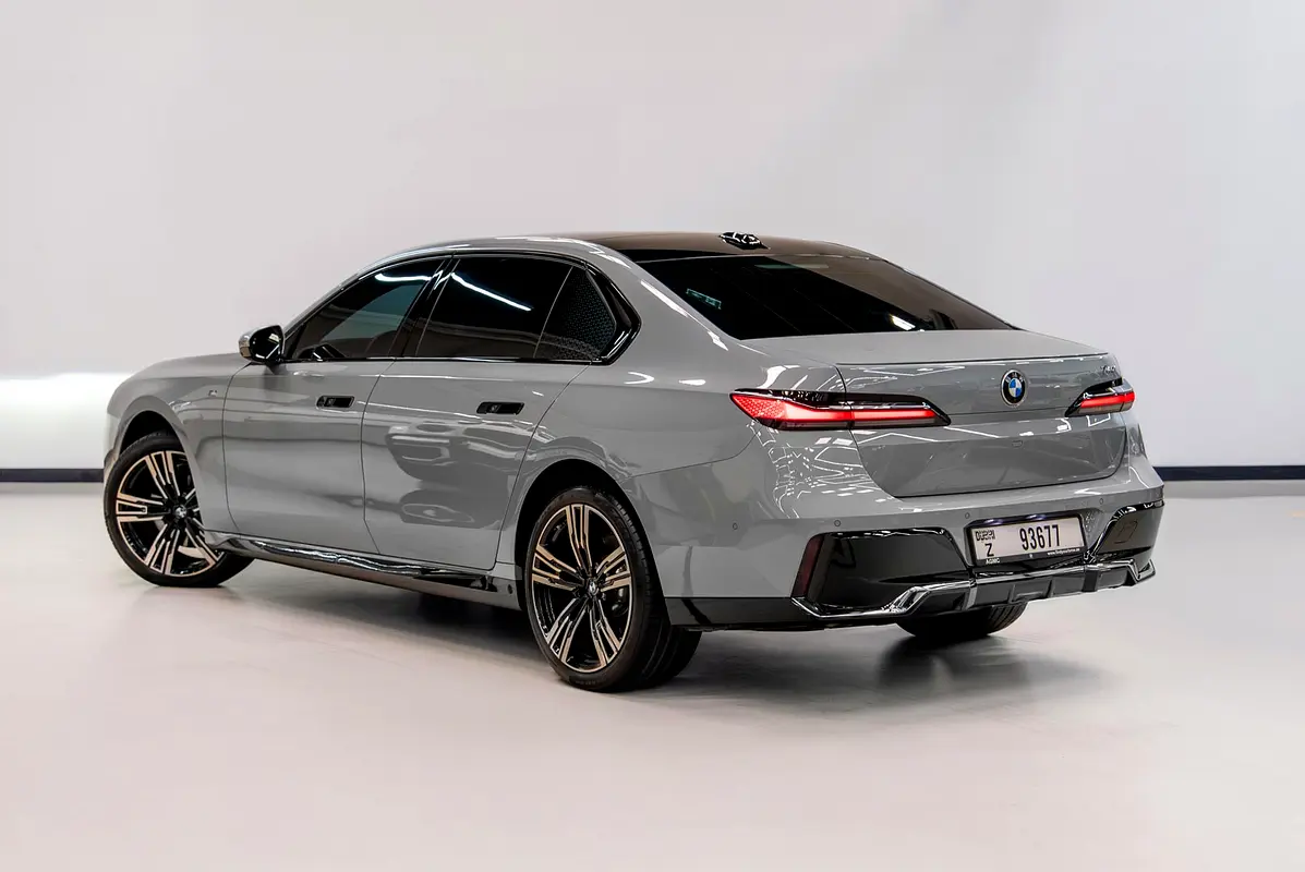 بي أم دبليو 7 SERIES 2023
