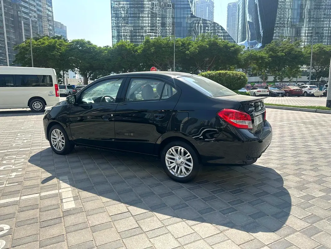 MITSUBISHI ATTRAGE 2024