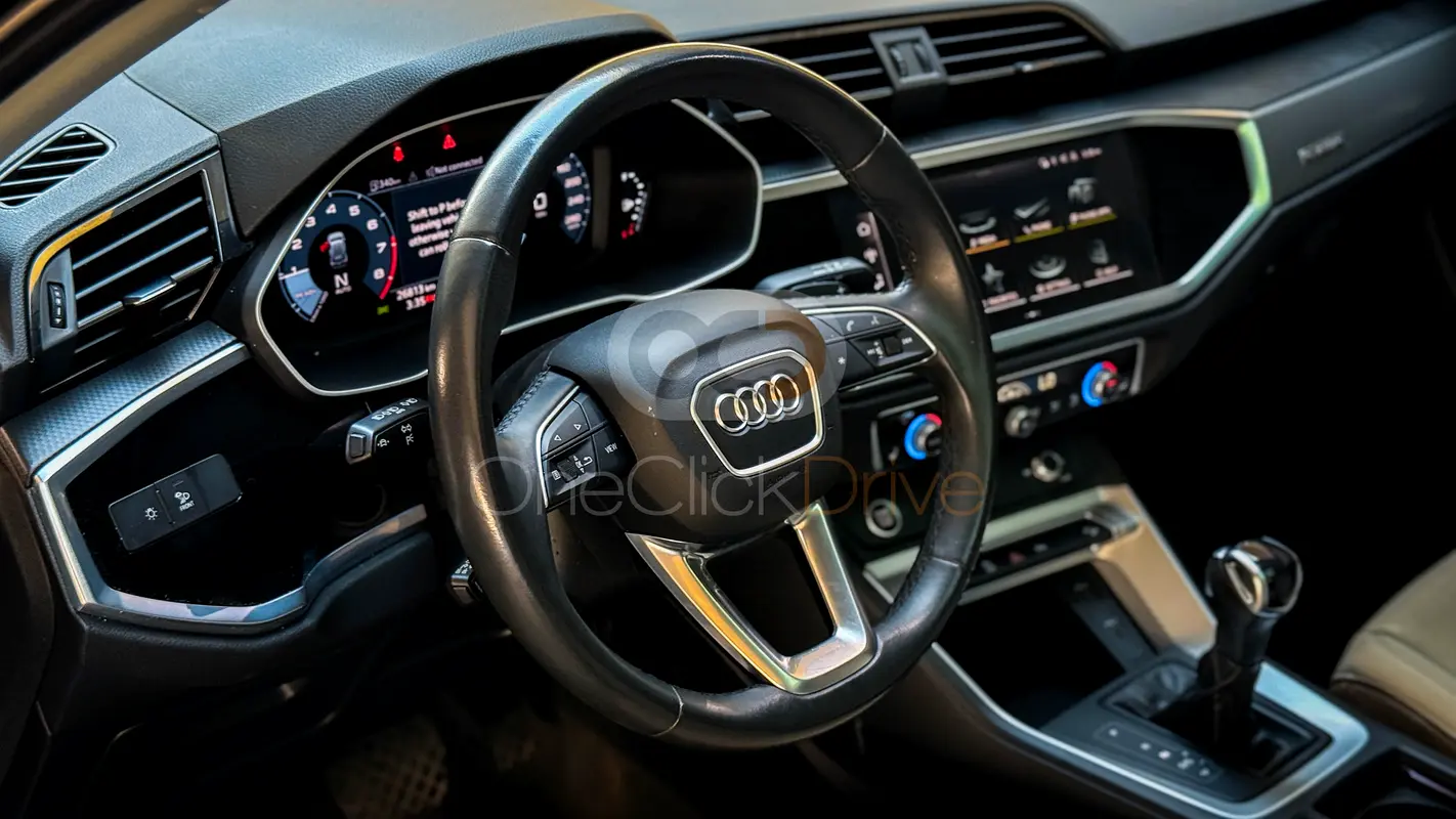 AUDI Q3 2023