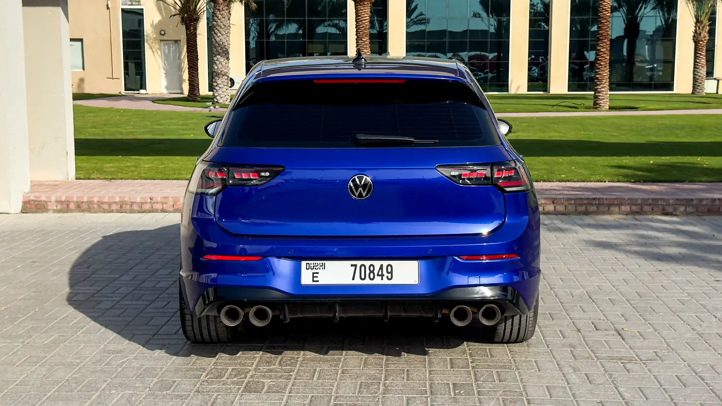 فولكس فاجن جولف 2025