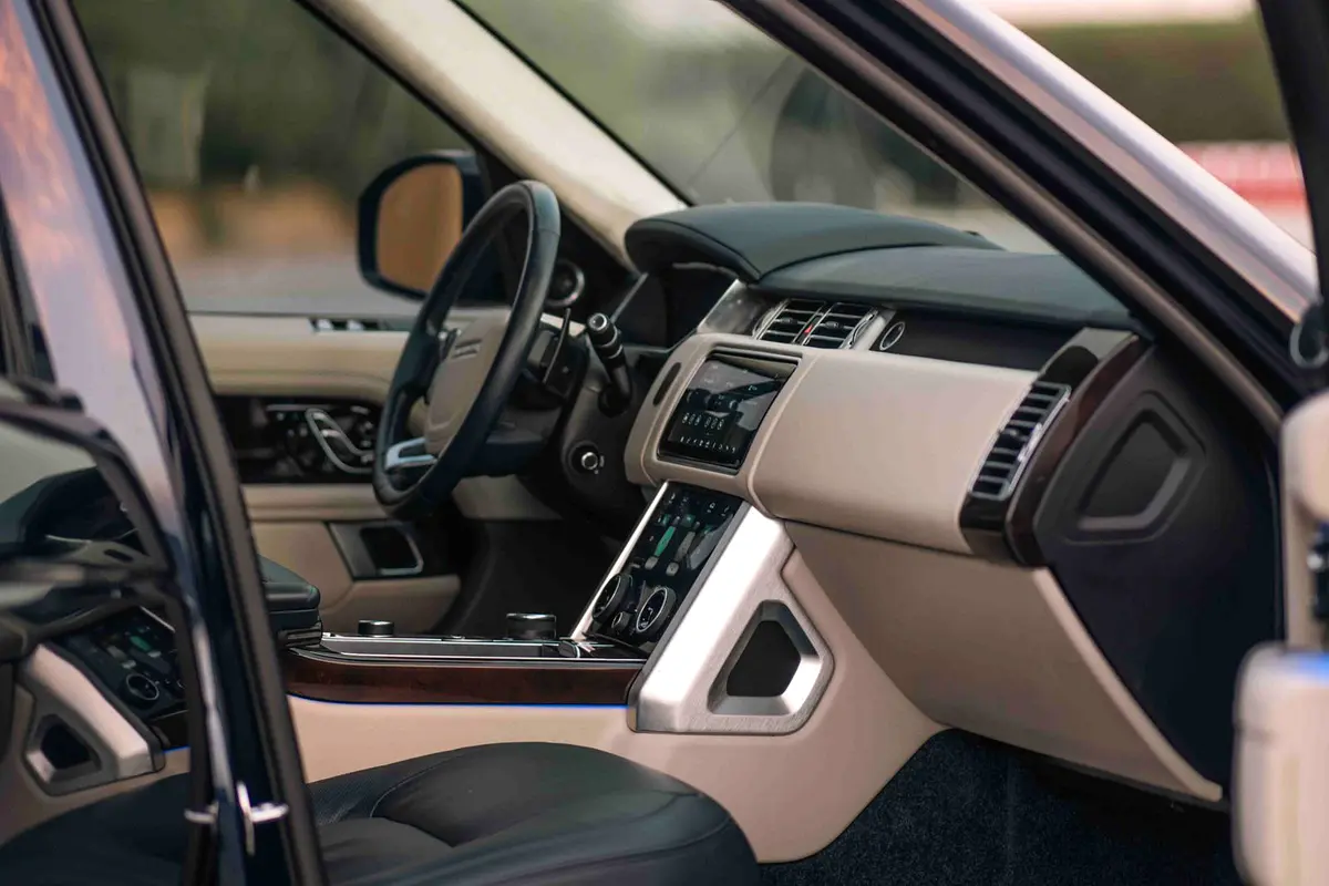 LAND ROVER VOGUE 2021