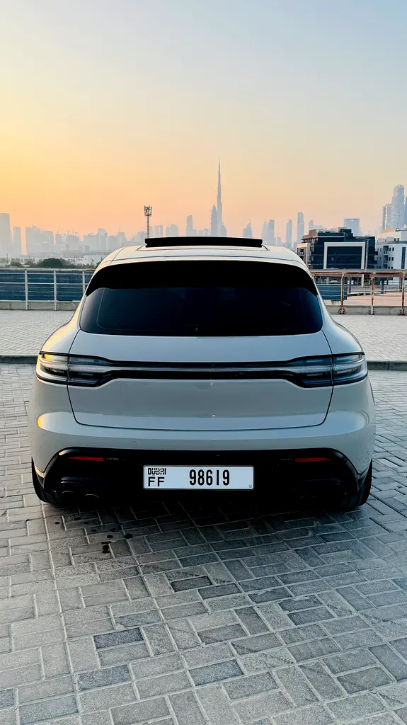 بورش ماكان 2022