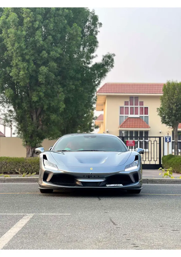 فيراري F8 2022