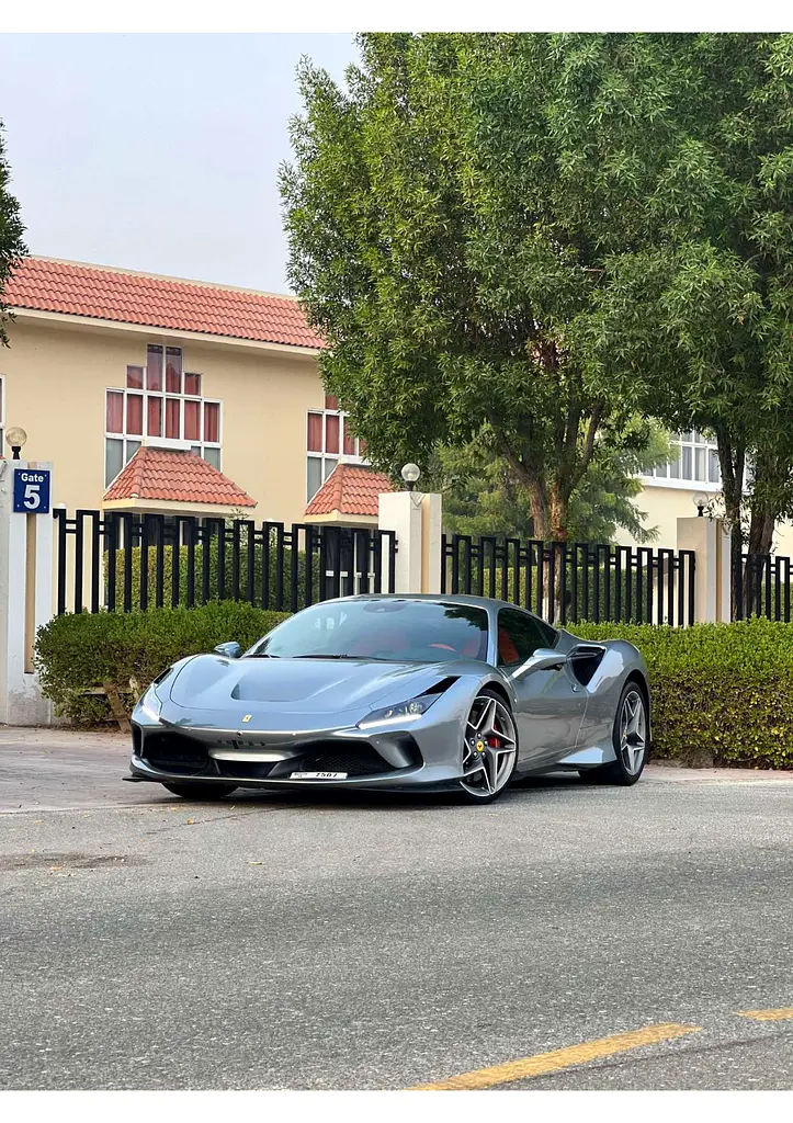 فيراري F8 2022