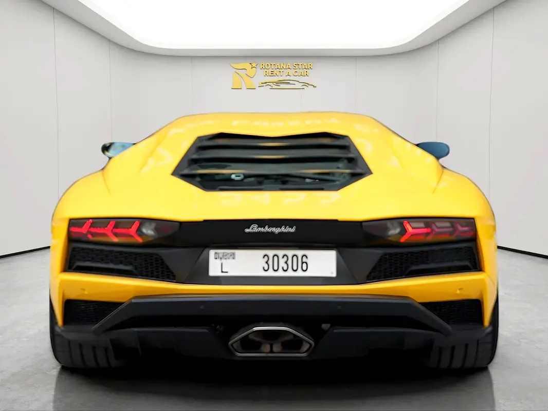 LAMBORGHINI AVENTADOR 2021