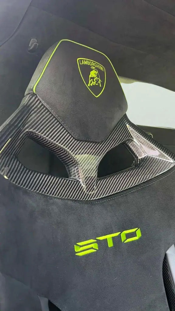 لامبرغيني هوراكان 2022