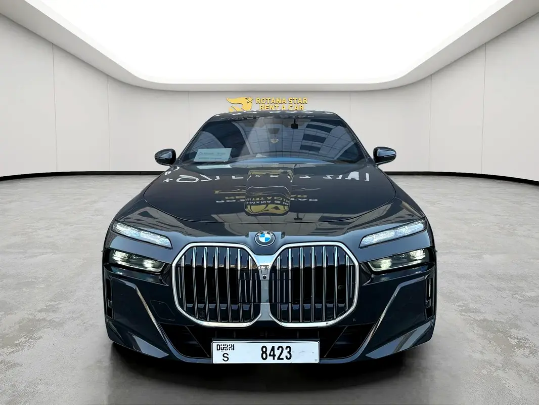 بي أم دبليو 7 SERIES 2024