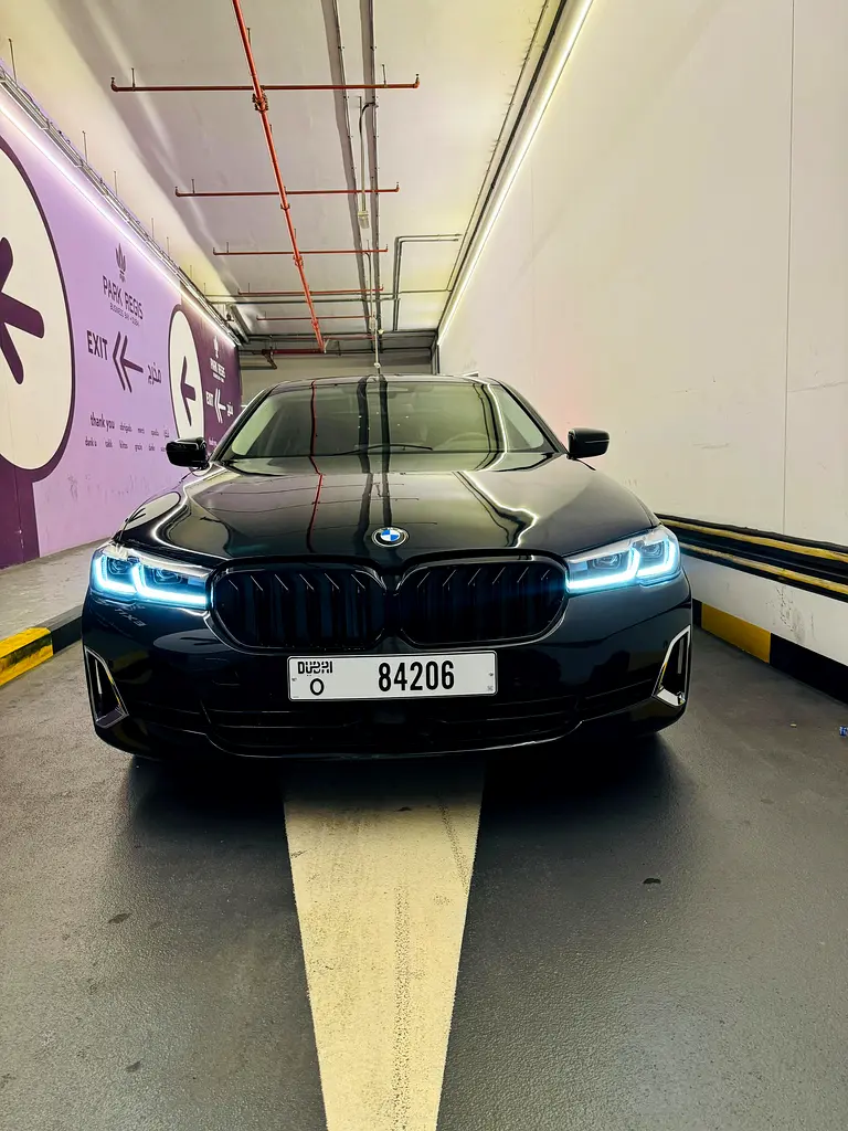 BMW 5 SERIES 2023