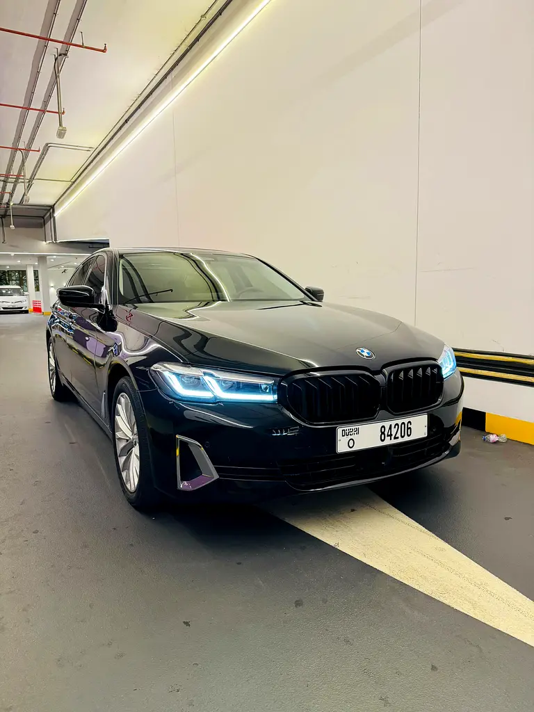 BMW 5 SERIES 2023