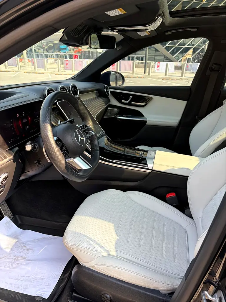 MERCEDES GLC CLASS 2023