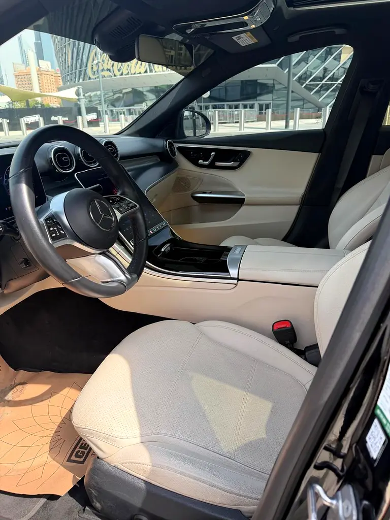 MERCEDES C Class 2025