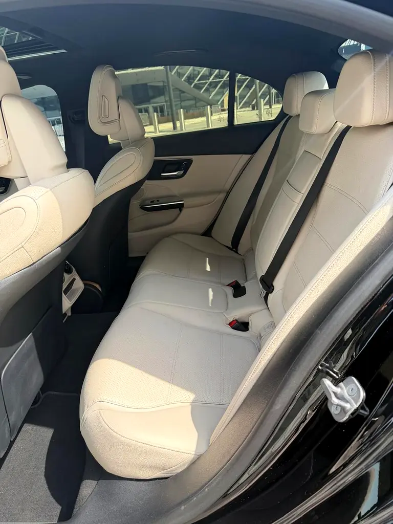 MERCEDES C Class 2025
