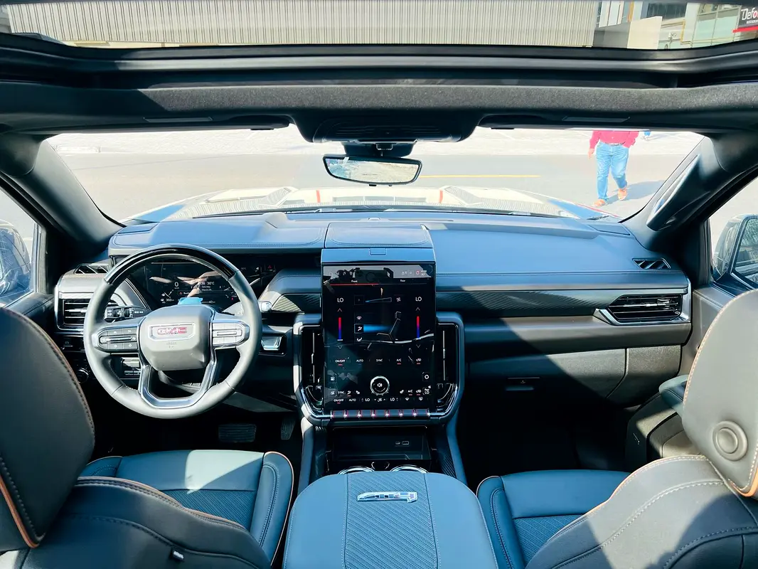 GMC YUKON 2025