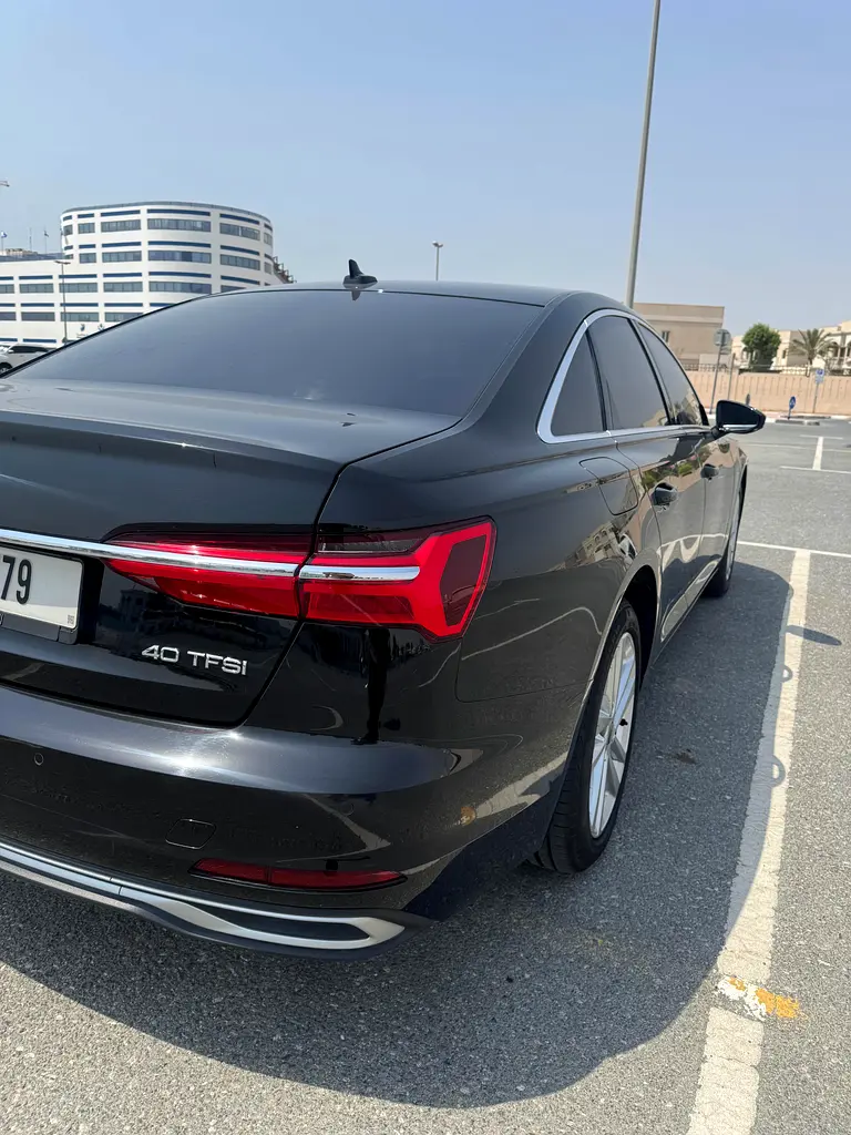 AUDI A6 2024