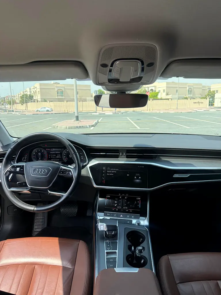 AUDI A6 2024