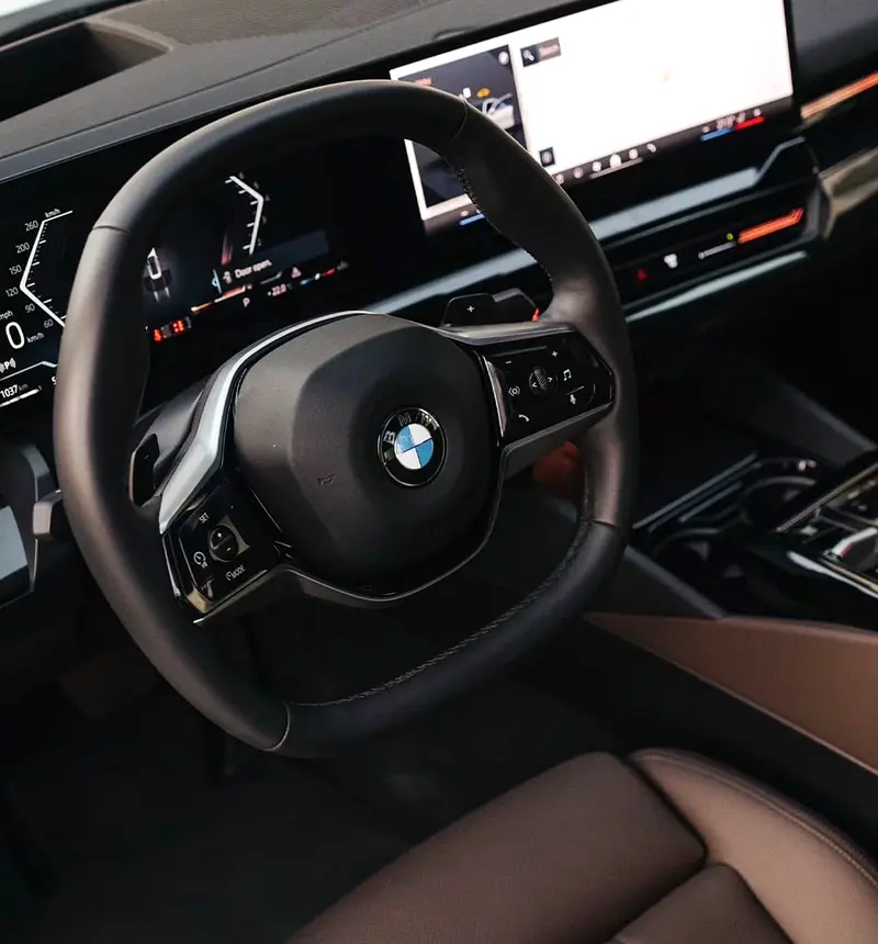 بي أم دبليو 5 SERIES 2024