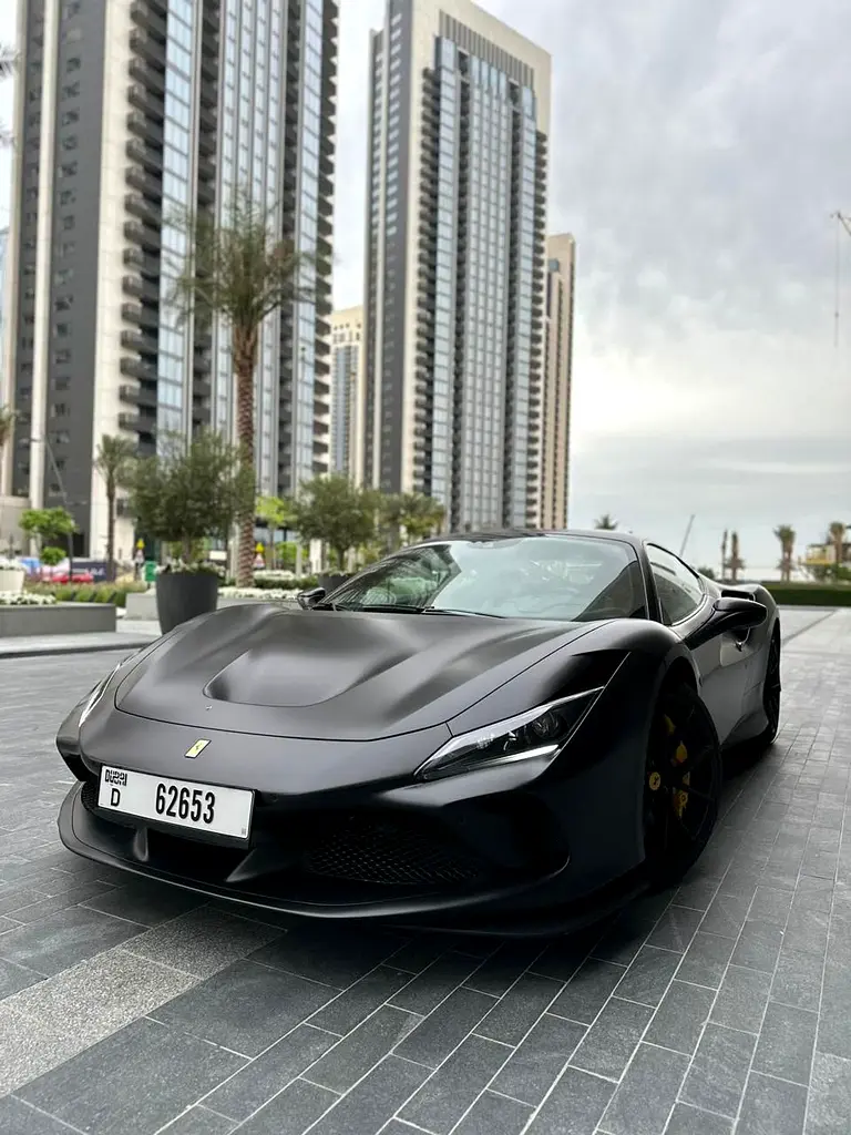 FERRARI F8 2023