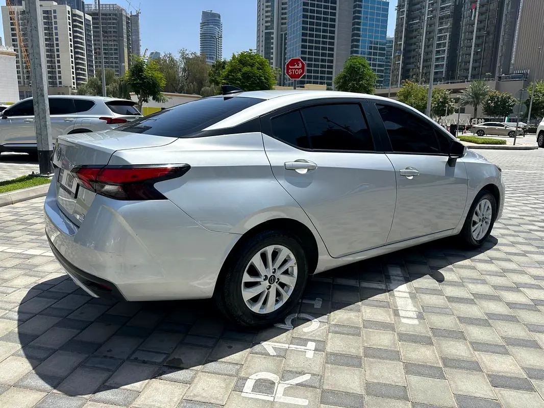 NISSAN SUNNY 2024