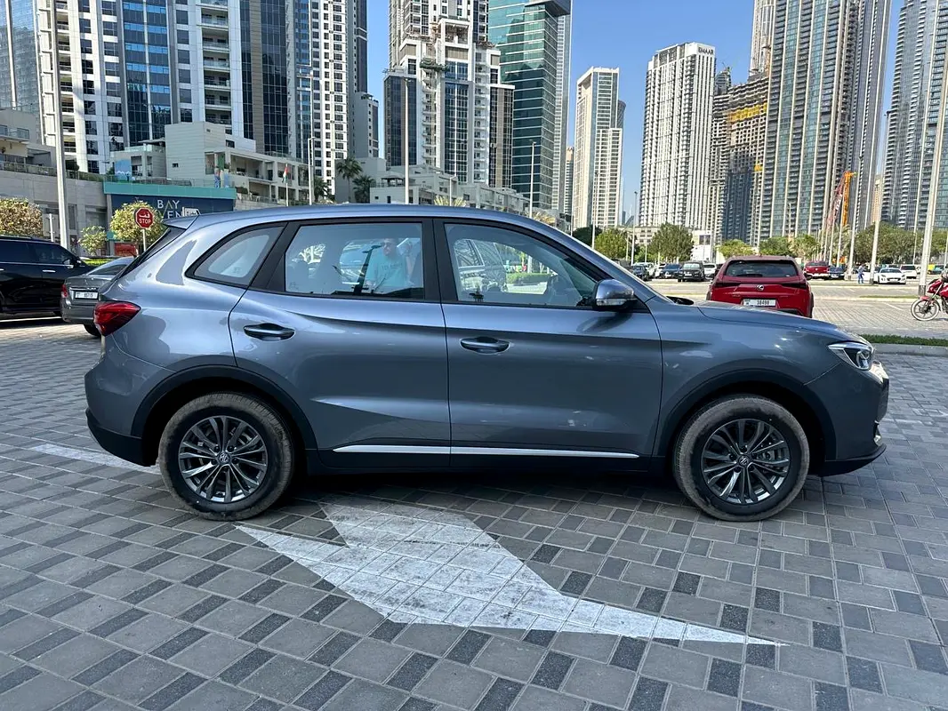 MG ZS 2025