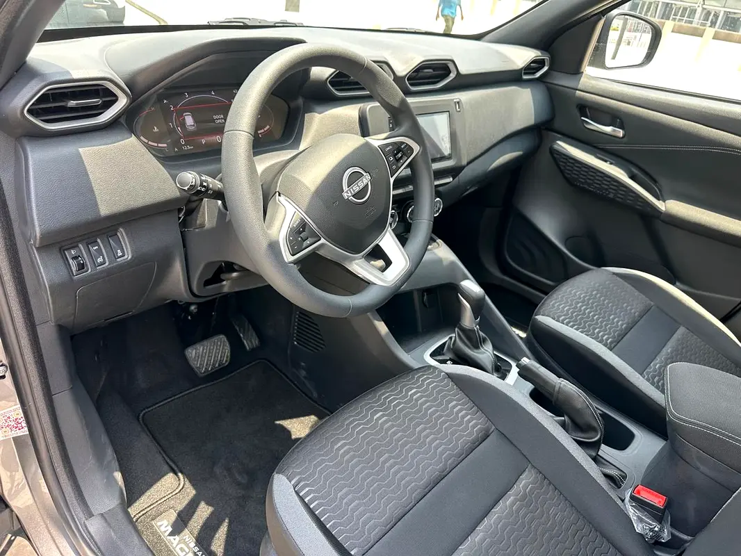 NISSAN Magnite 2025