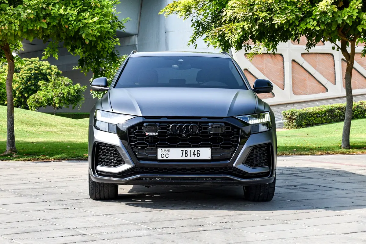 AUDI Q8 2023