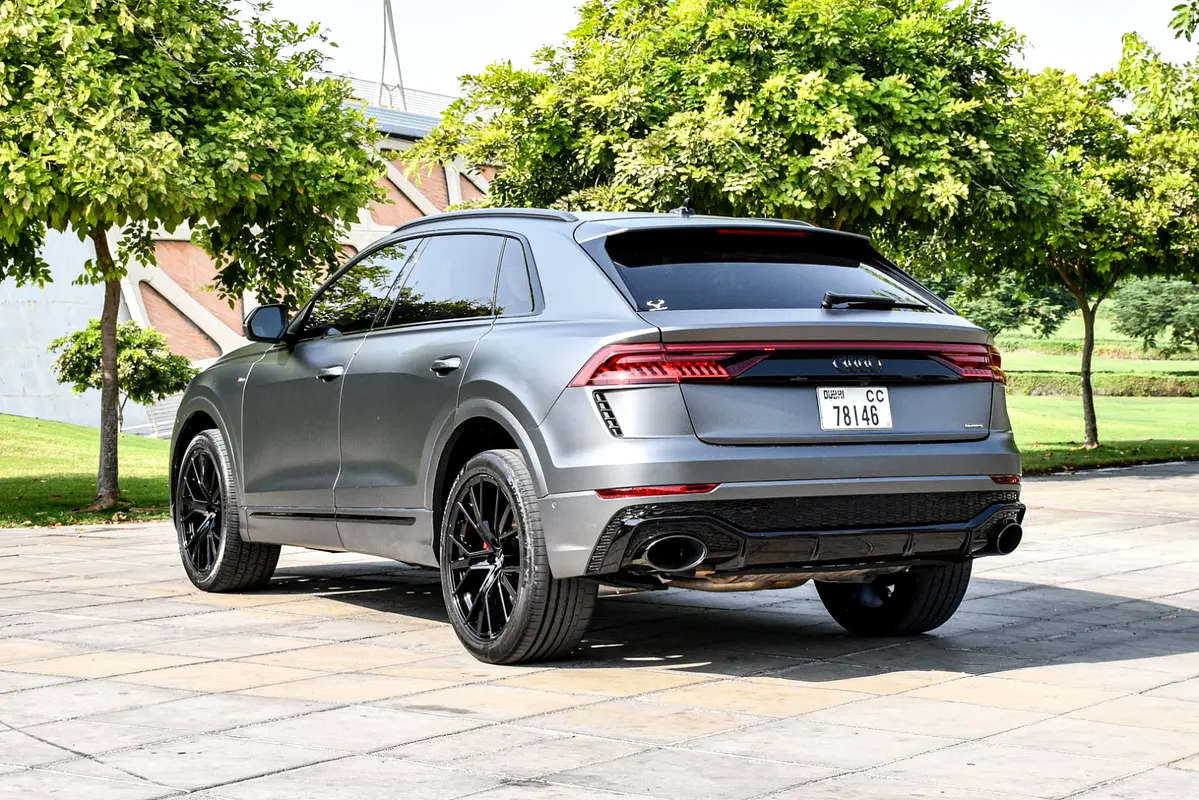 AUDI Q8 2023