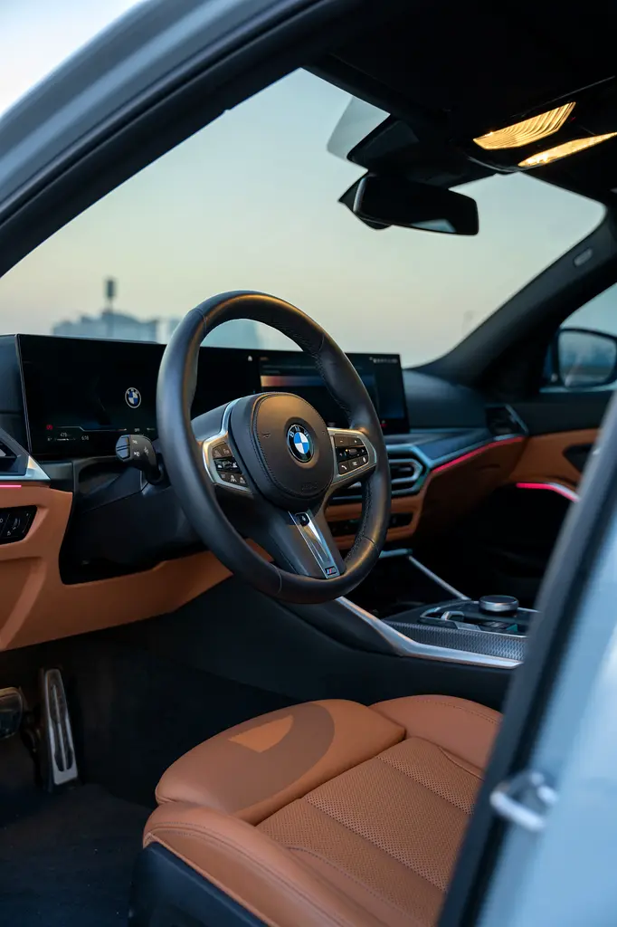 بي أم دبليو 3 SERIES 2024