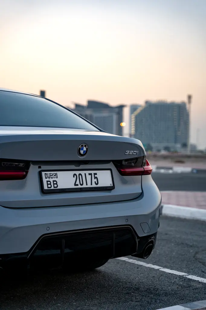 بي أم دبليو 3 SERIES 2024