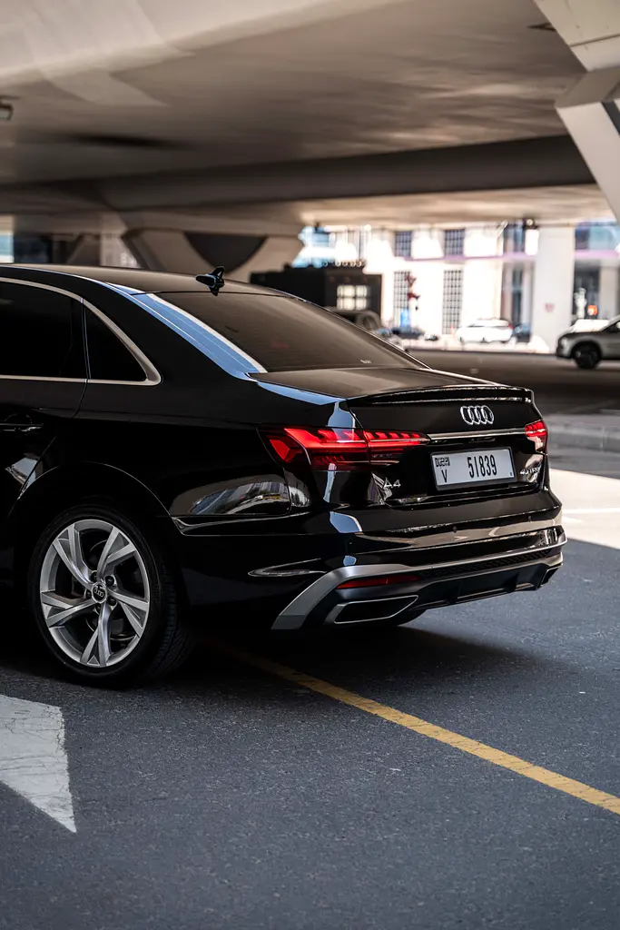 اودي A4 2021