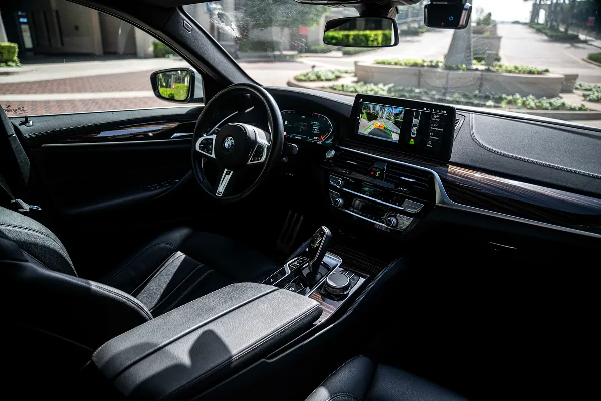 بي أم دبليو 5 SERIES 2022