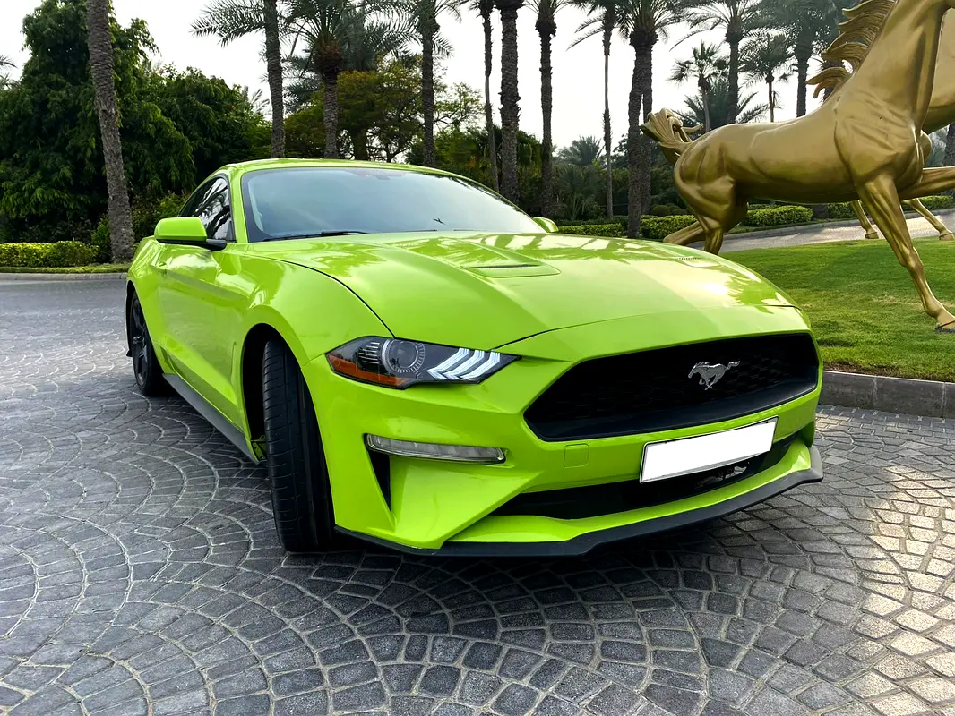 FORD MUSTANG 2020